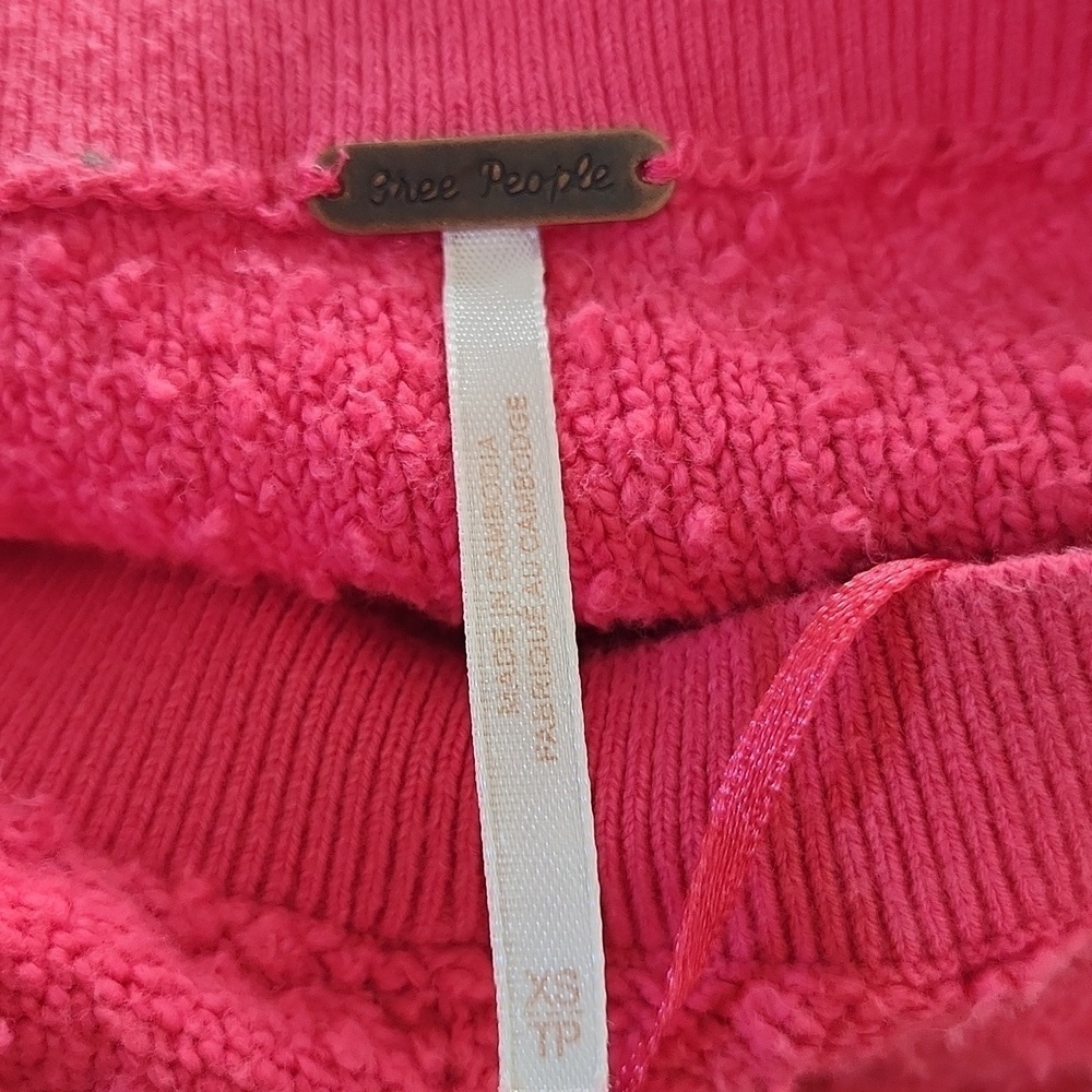 Free People Found My Friend Pink Boucle Pullover XS - Picture 5 of 10